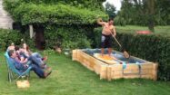 Vidéo insolite, faire du Stand up paddle dans son jardin !