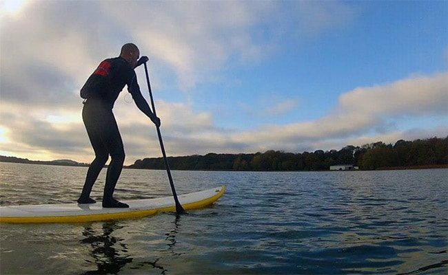 Comment ramer le plus droit possible en stand up paddle