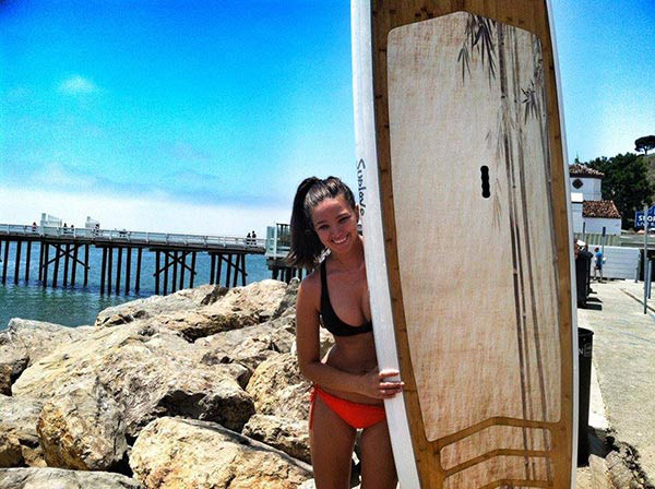Les filles sexy en stand up paddle