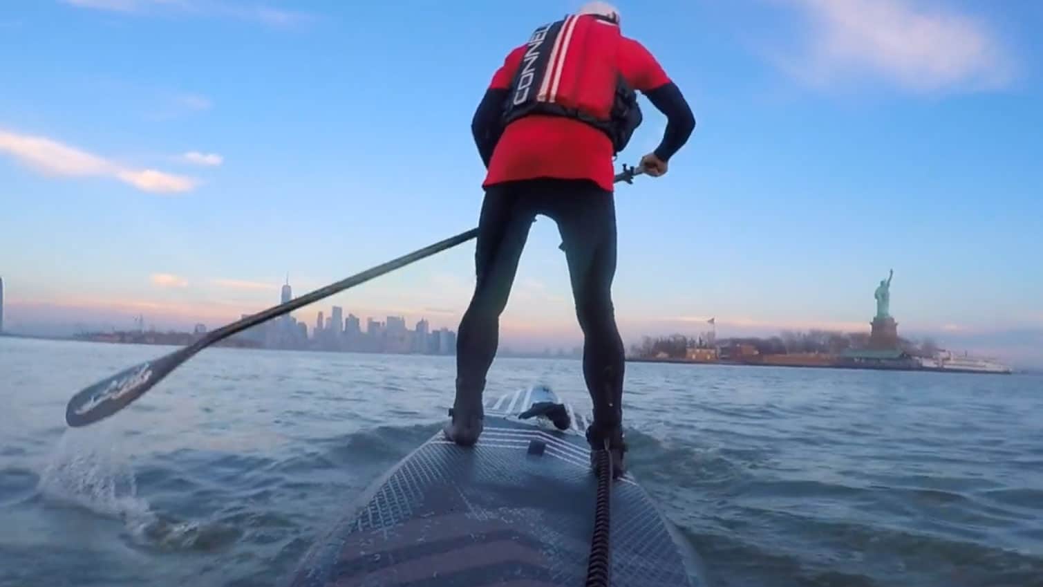 Balade en stand up paddle à New York avec Dariusz Garko