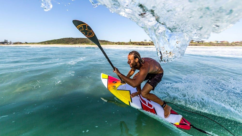 Dimitri Georges découvre les vagues australiennes en stand up paddle