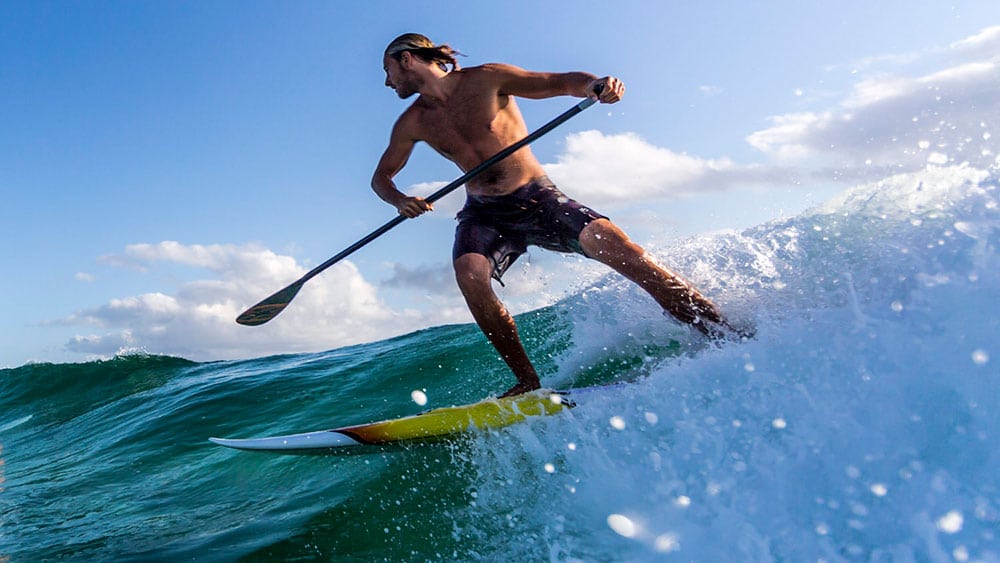 Dimitri Georges découvre les vagues australiennes en stand up paddle