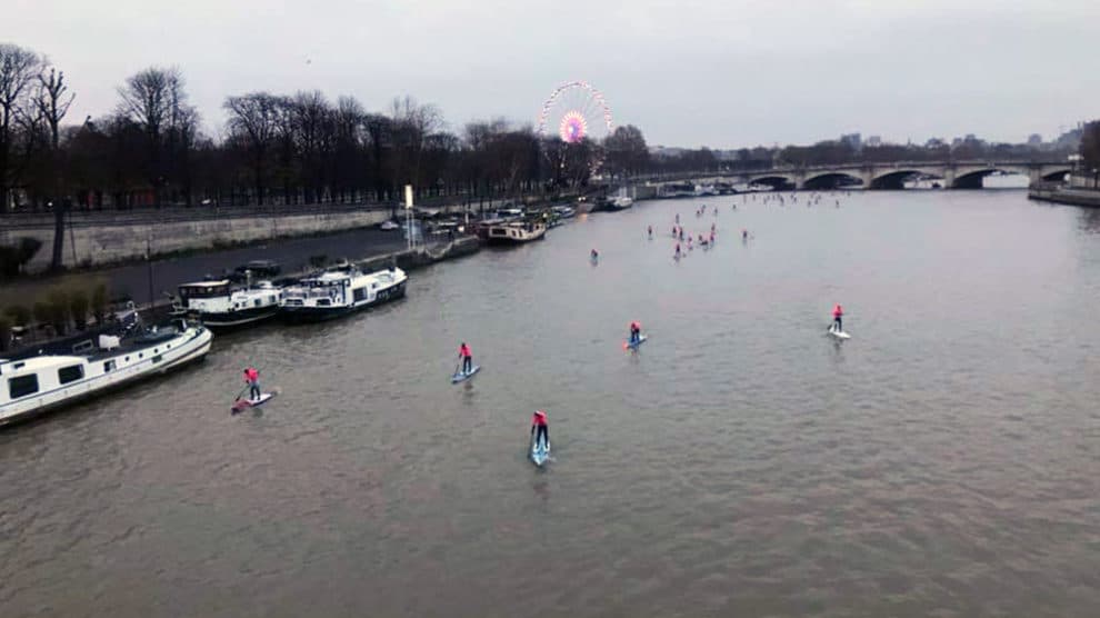 La traversée de Paris en stand up paddle avec Traverseine