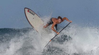 Le champion de stand up paddle Arthur Daniel rejoint le team 3Bay