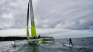 Vidéo d'Olivia Piana tractée en Sup par un trimaran