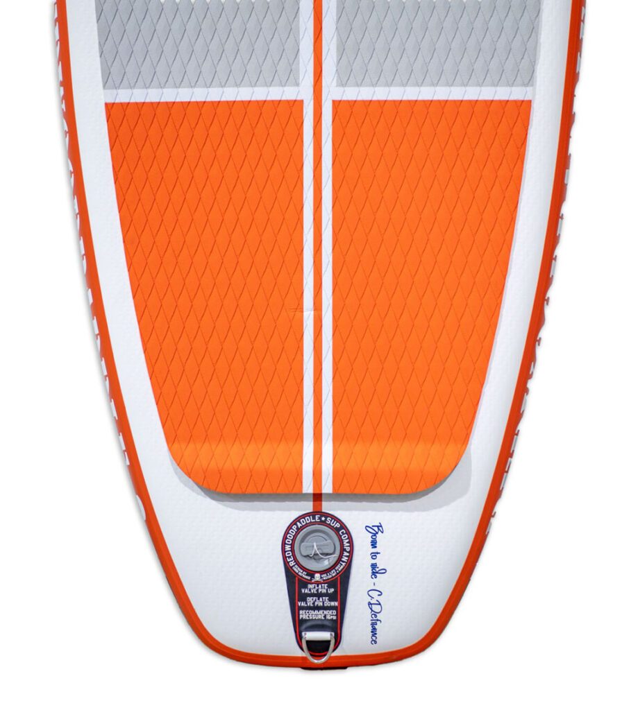 Funbox 9'6, le paddle gonflable parfait pour le surf