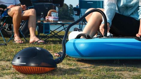 Pompe électrique rechargeable Whale de Stand Up Paddle
