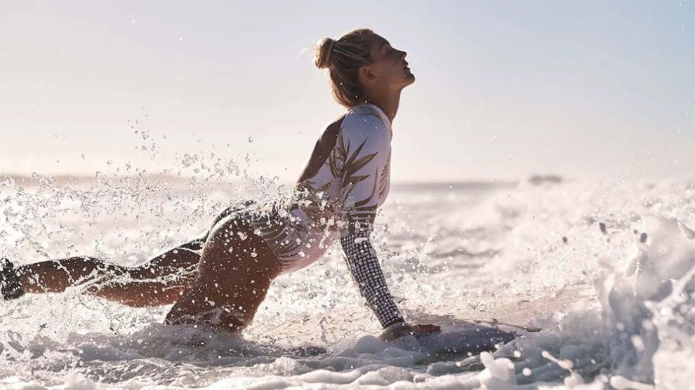Amatrice de sports nautiques : comment profiter du soleil en toute sécurité ?