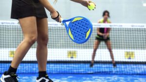 Comment expliquer à vos amis que non, le Stand Up Paddle n’est pas du Padel ?